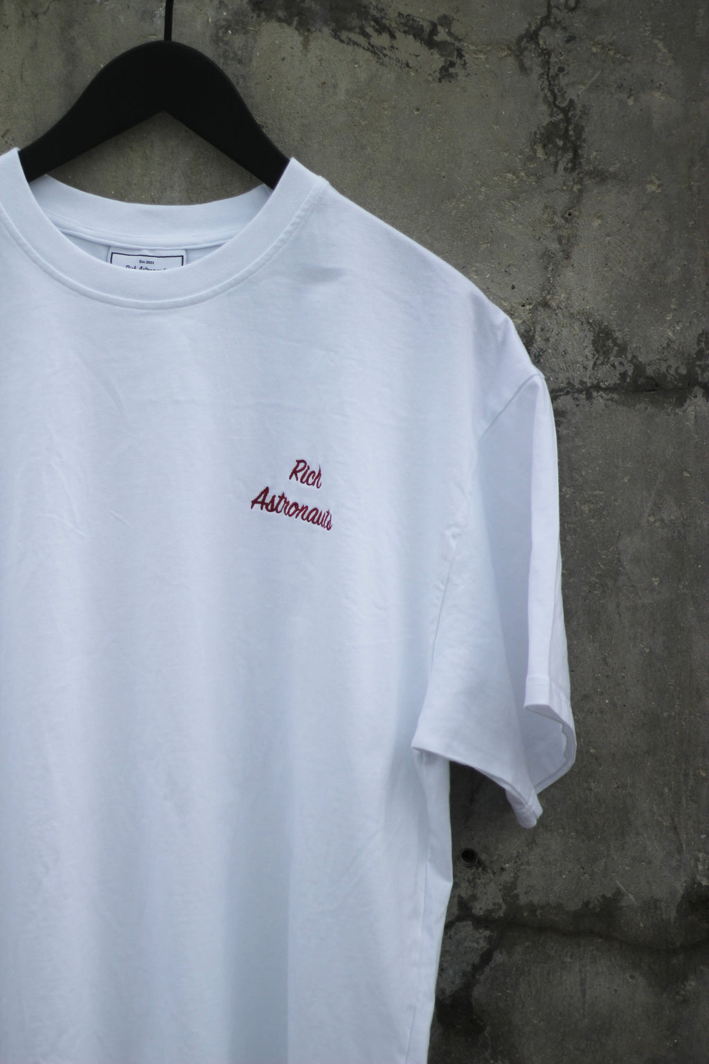 Weekender Tee - Front close up
